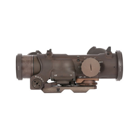 Seitenansicht von einem braunen ELCAN