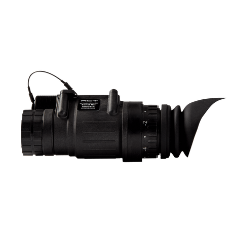 Ein Foto von einem PVS-14